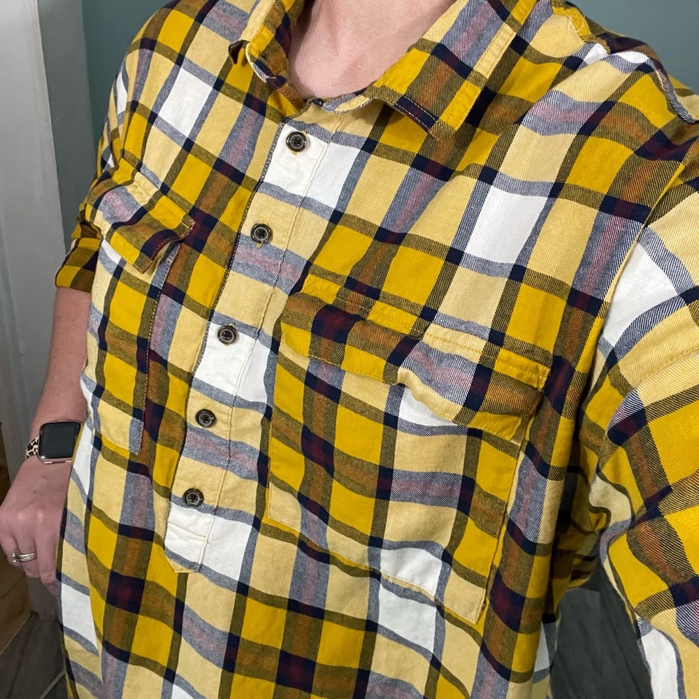Old Navy boyfriend style Plaid shirt size XL